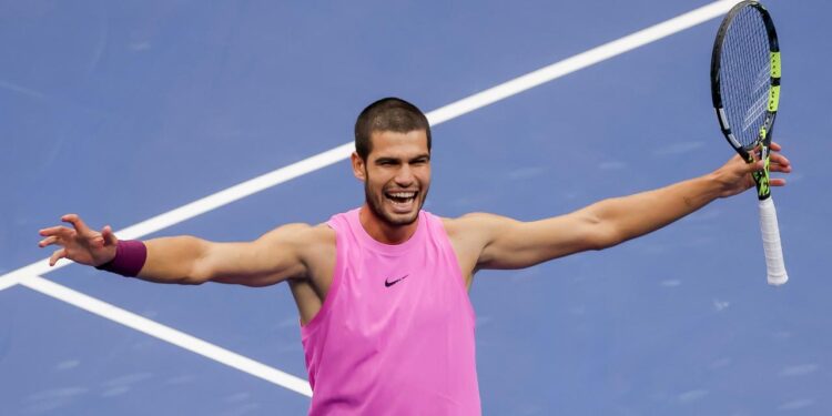 Alcaraz Dominates Tennis Grand Slam